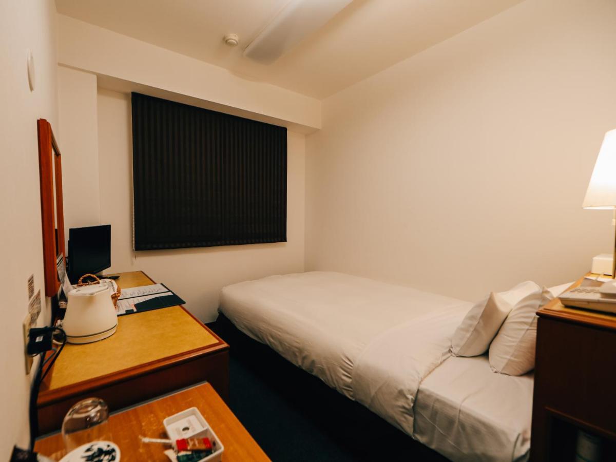 3S Hotel Хирацука Екстериор снимка
