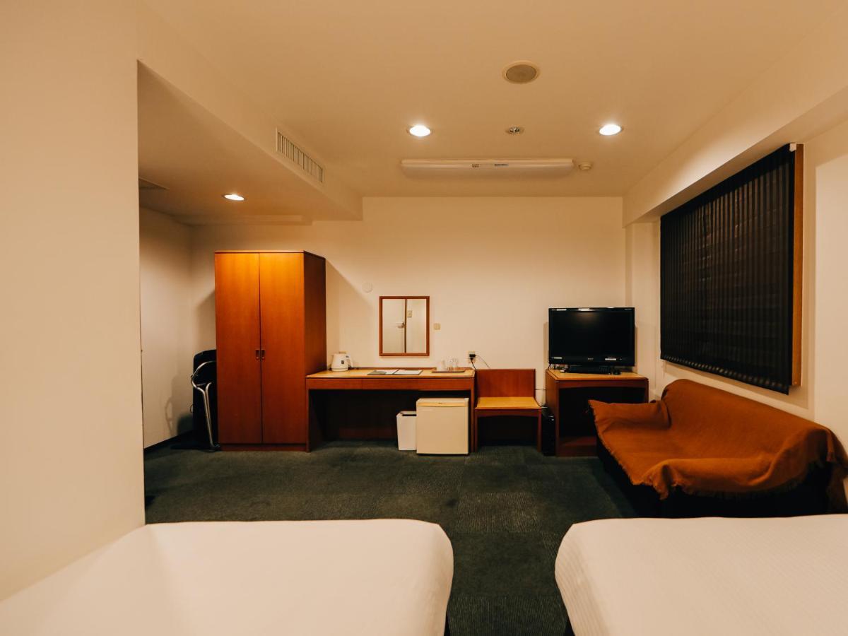 3S Hotel Хирацука Екстериор снимка